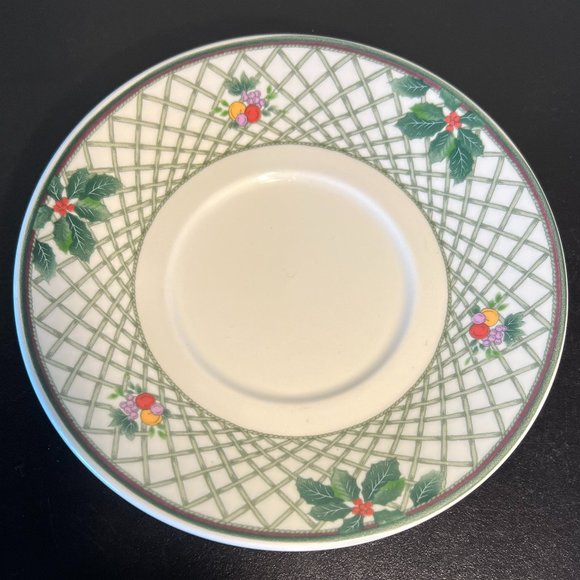 Mikasa Heritage “Christmas Story” Cup and Saucer Set ~ CAB 08 ~ Holiday Tree - Picture 4 of 8